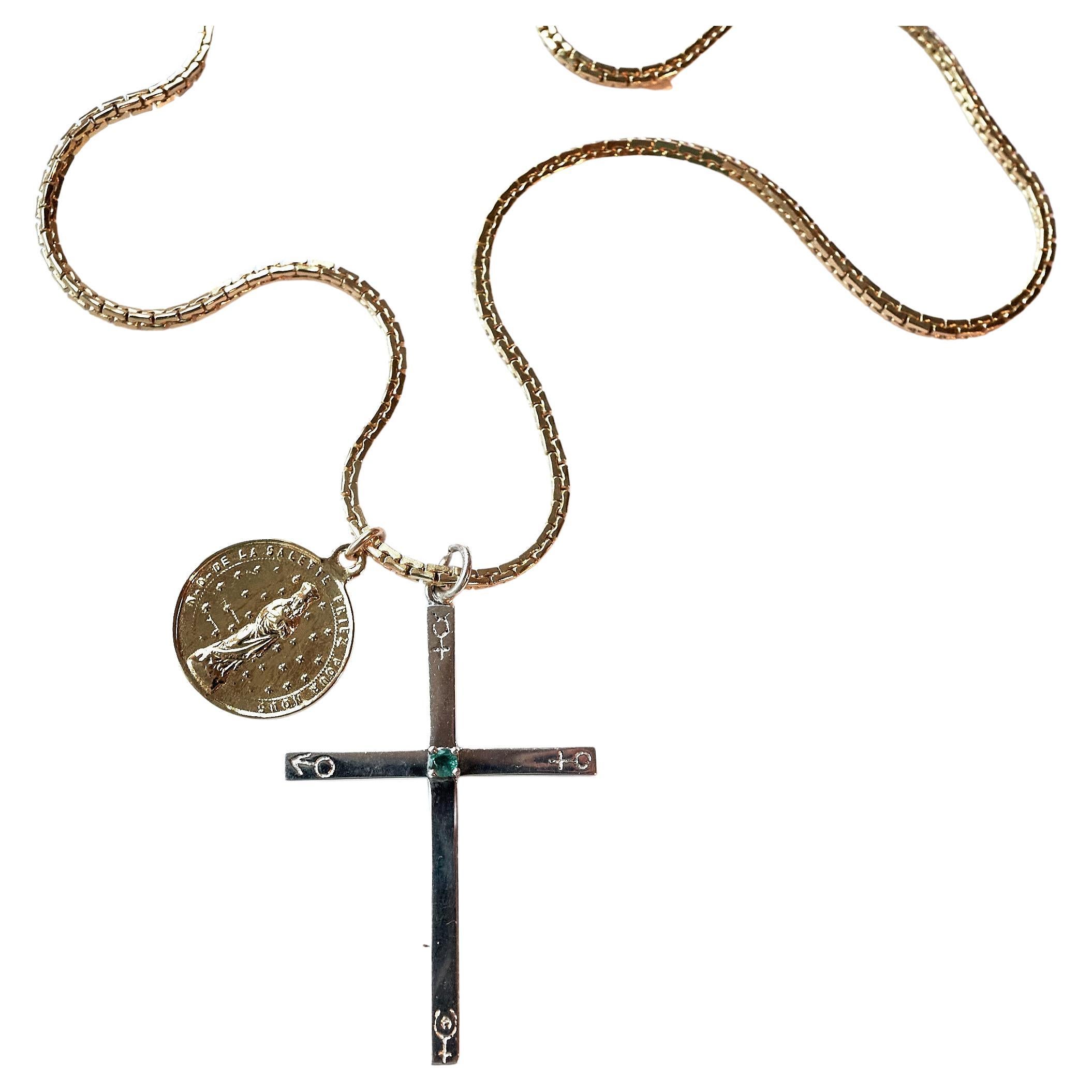 Smaragd Kreuz Astrologie Silber Halskette Gold Pflanzgefäß Französisch Saint Medaille (Zeitgenössisch) im Angebot