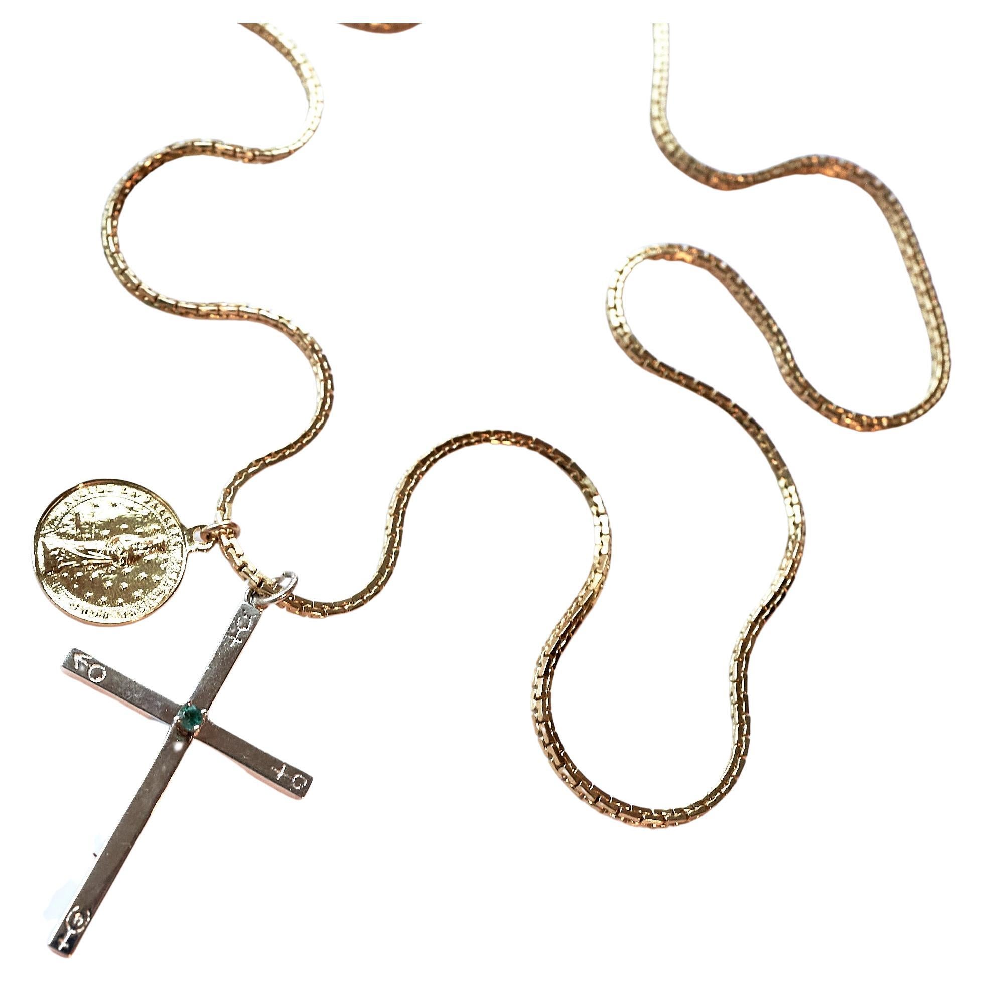 Smaragd Kreuz Astrologie Silber Halskette Gold Pflanzgefäß Französisch Saint Medaille (Brillantschliff) im Angebot