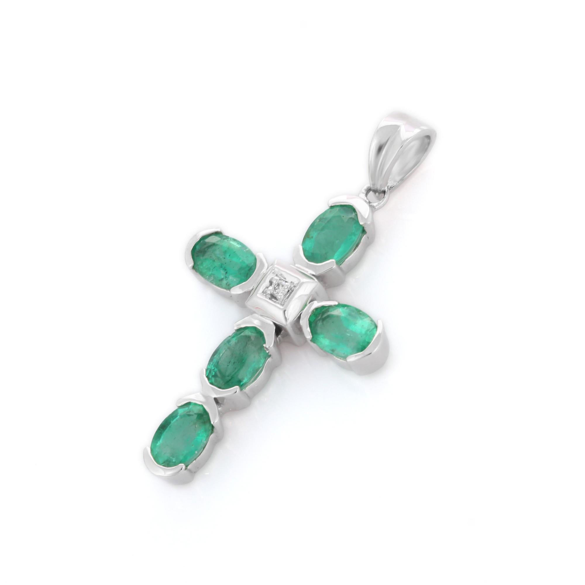 Oval Cut Emerald Cross Pendant with Diamond in 18K White Gold For Sale