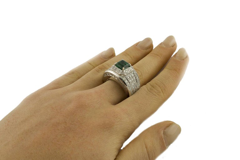 Emerald Diamonds White Gold Band Ring For Sale at 1stDibs