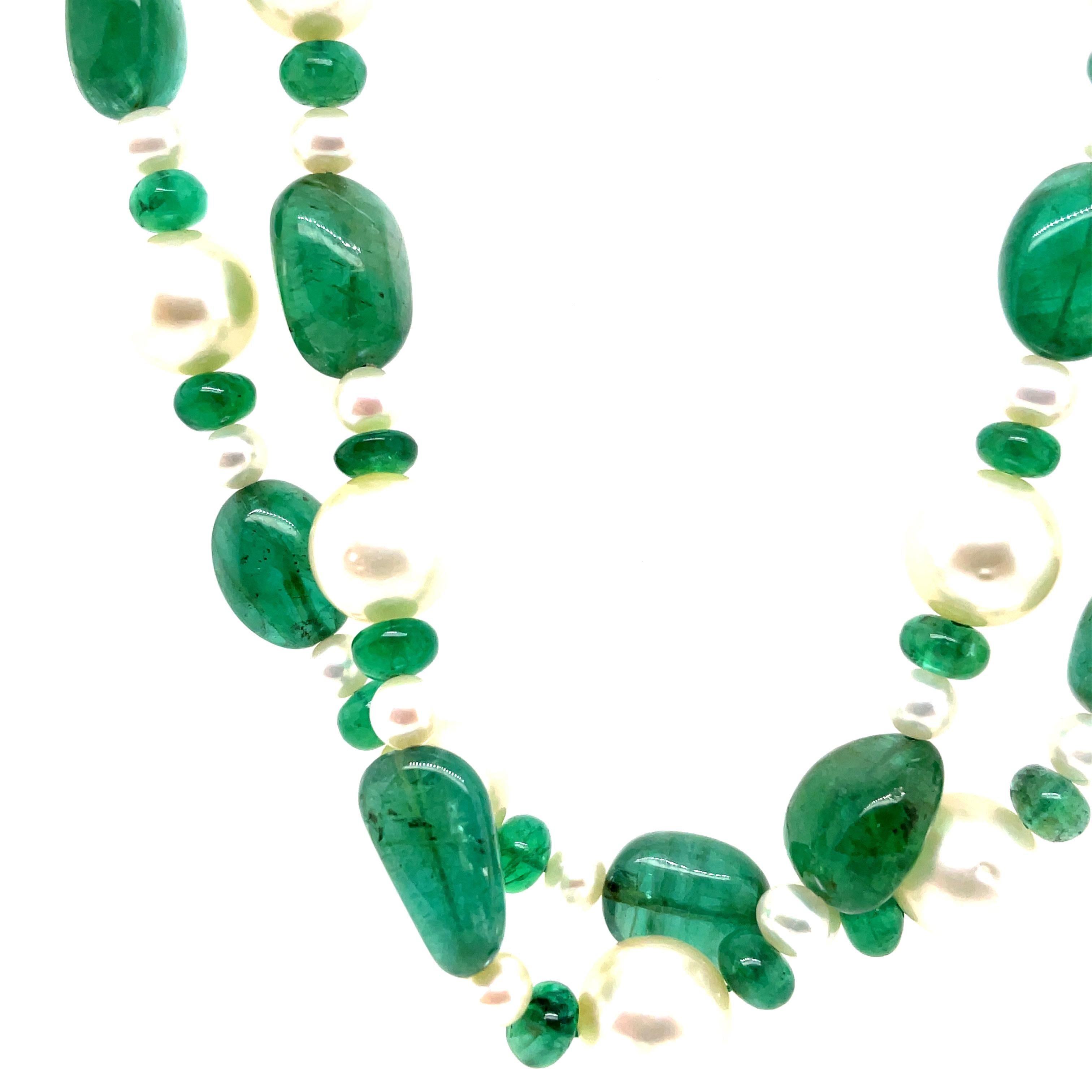 Contemporary Emerald Cts 144.96 and South Sea Pearl Beaded Necklace with 18k White Gold Clasp For Sale