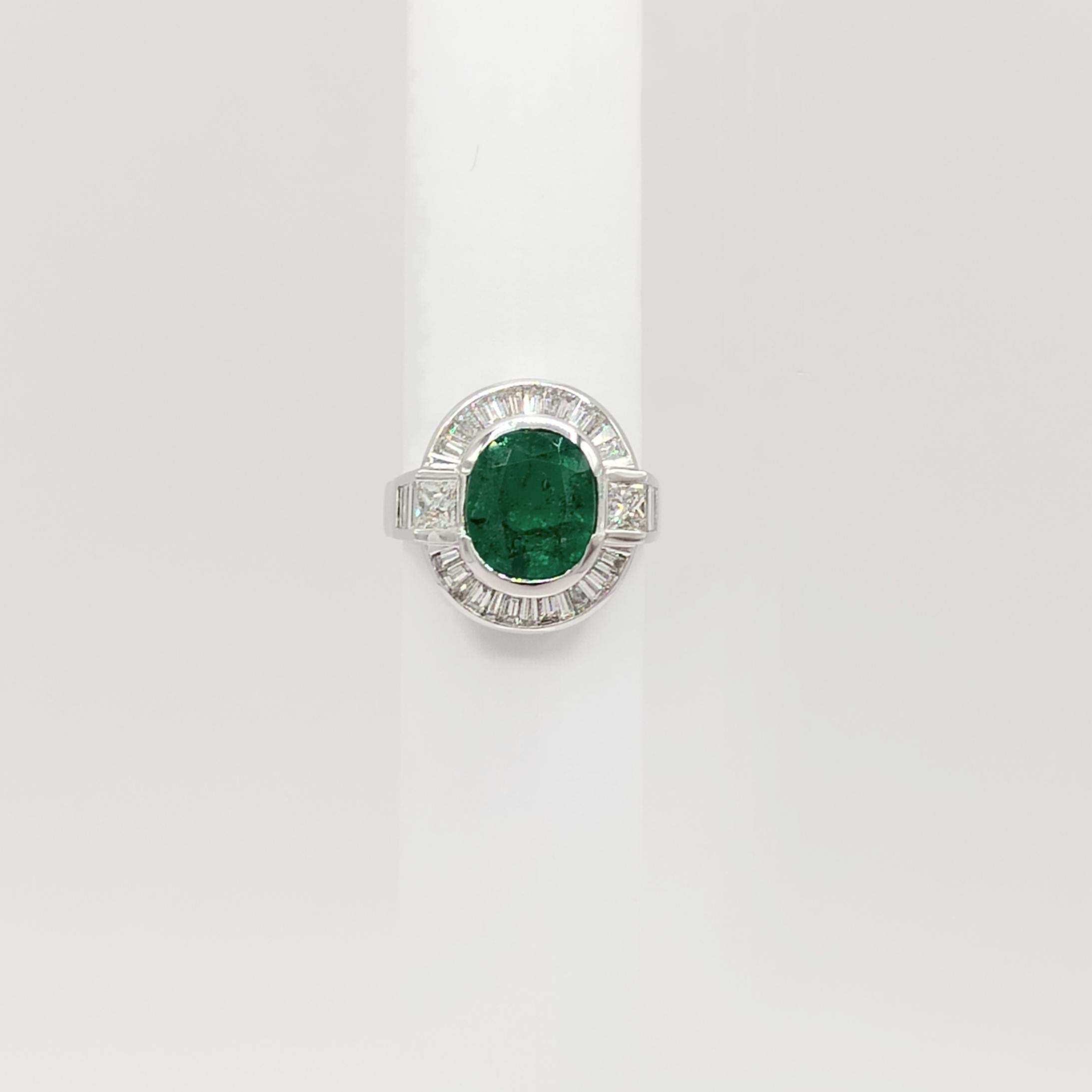 Emerald Cushion and White Diamond Baguette and Square Ring in 18K White Gold In New Condition For Sale In Los Angeles, CA