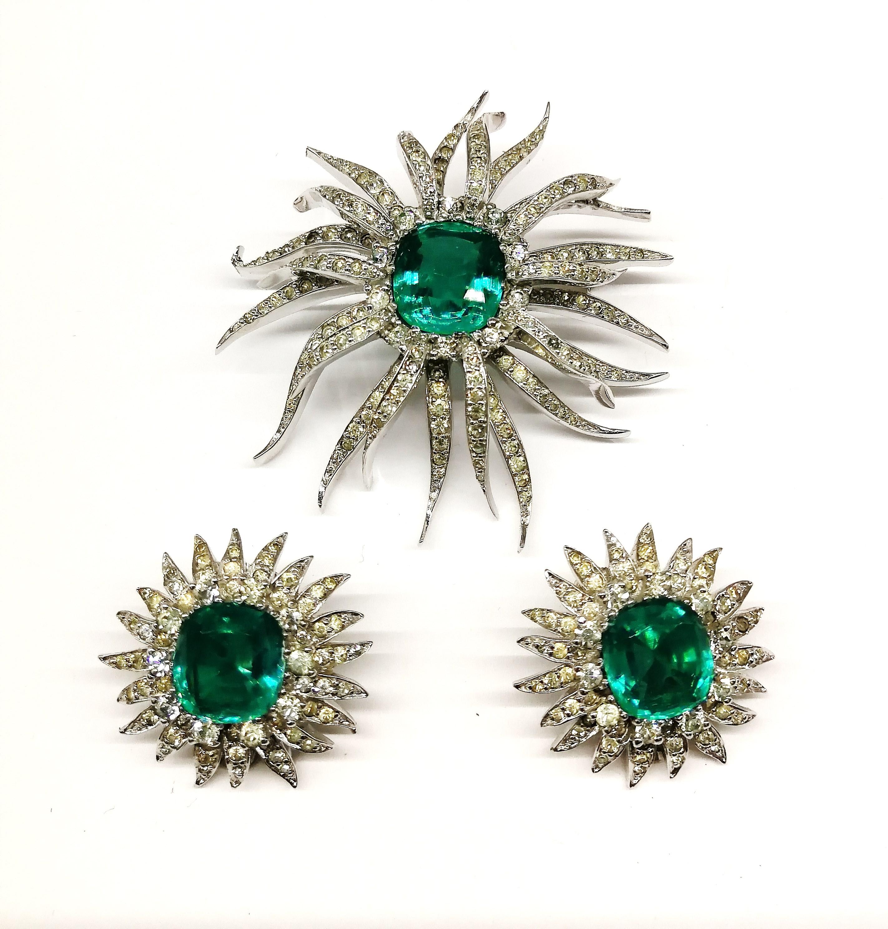 Women's Emerald cushion cut and clear paste 'sunburst' brooch and earrings, Jomaz, 1960s