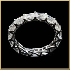 Emerald Cut 1/3 Carat Horizontal Eternity Ring in 18 Karat Gold