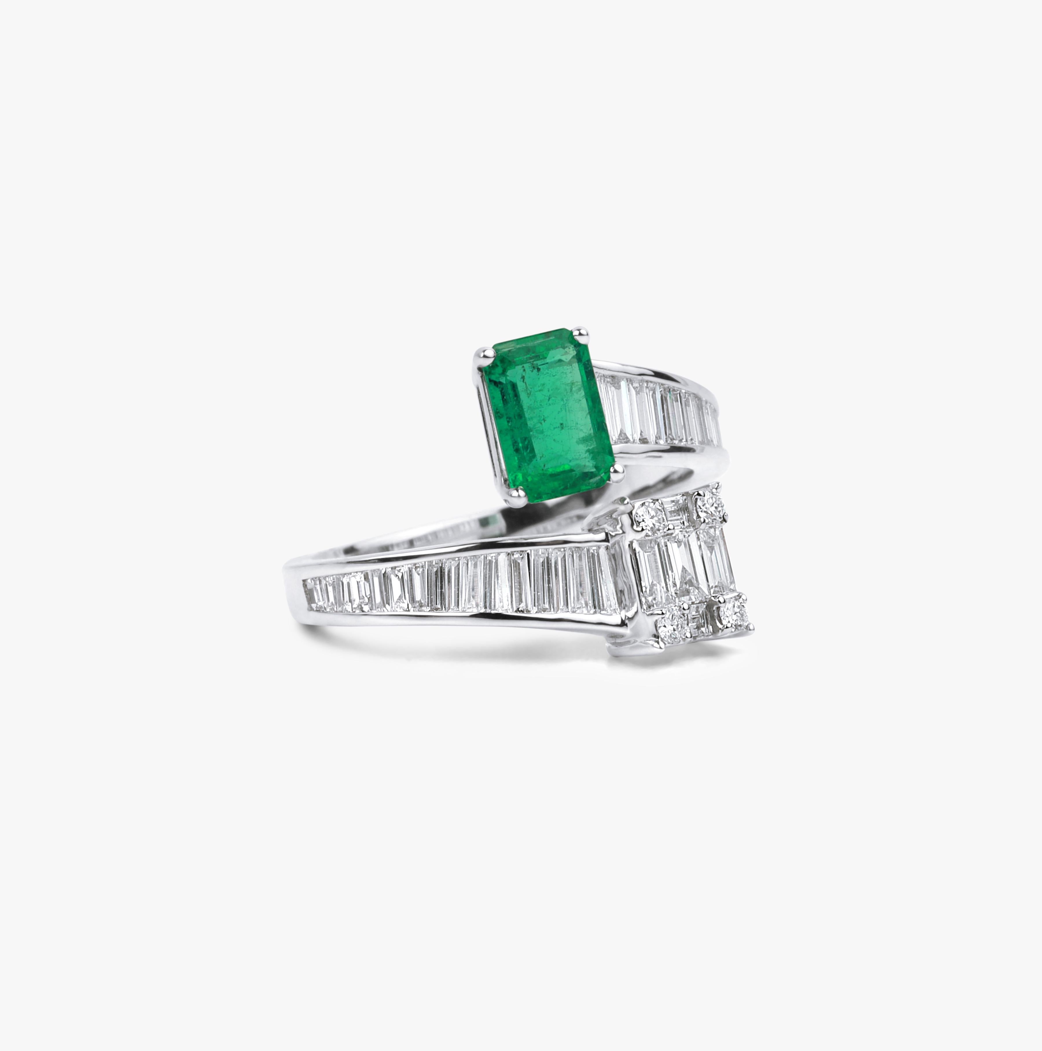 Art Deco Emerald Cut 1 Carat Emerald Diamond Baguette Cut Cocktail Engagement Ring For Sale