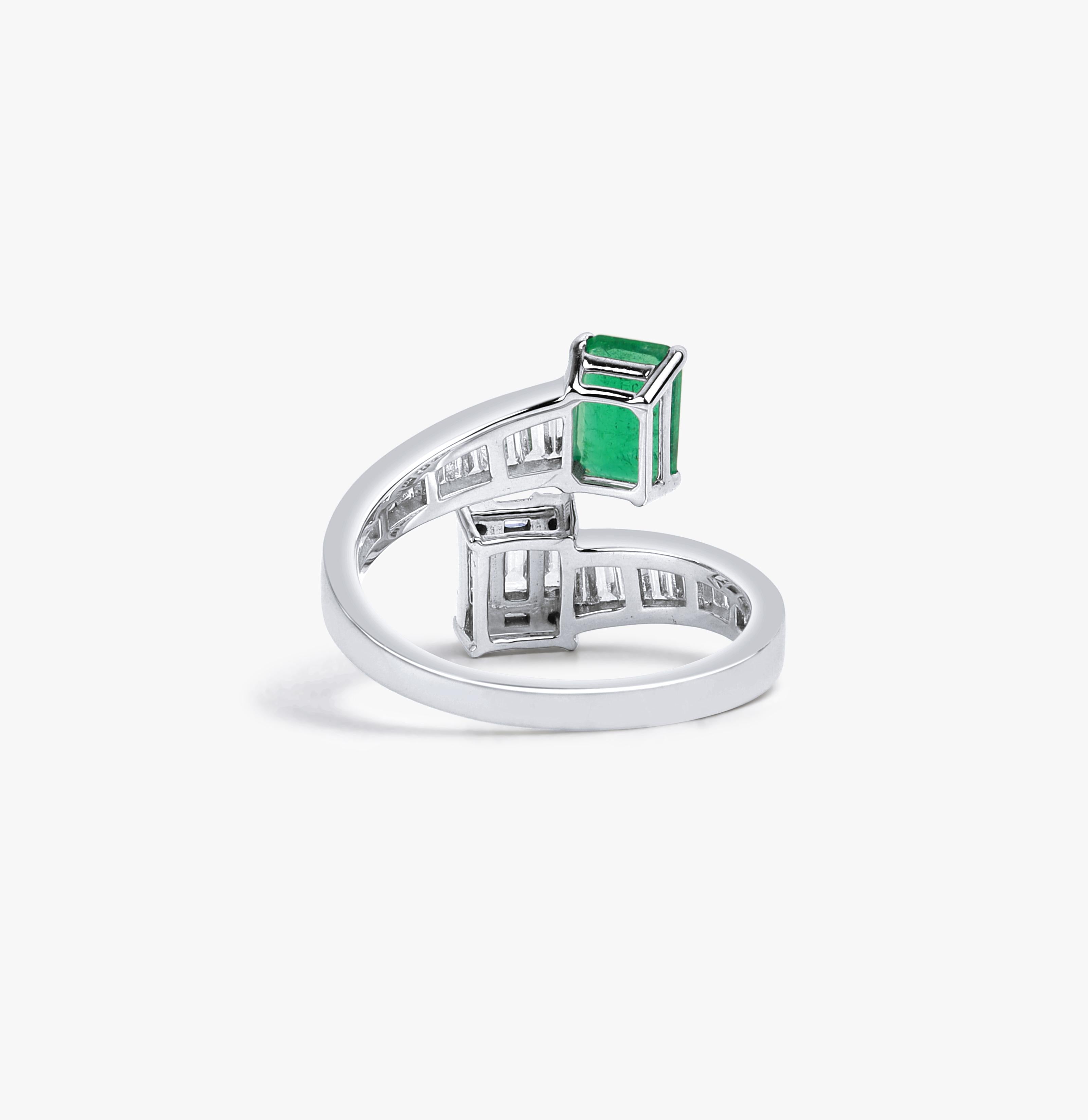 Women's Emerald Cut 1 Carat Emerald Diamond Baguette Cut Cocktail Engagement Ring For Sale
