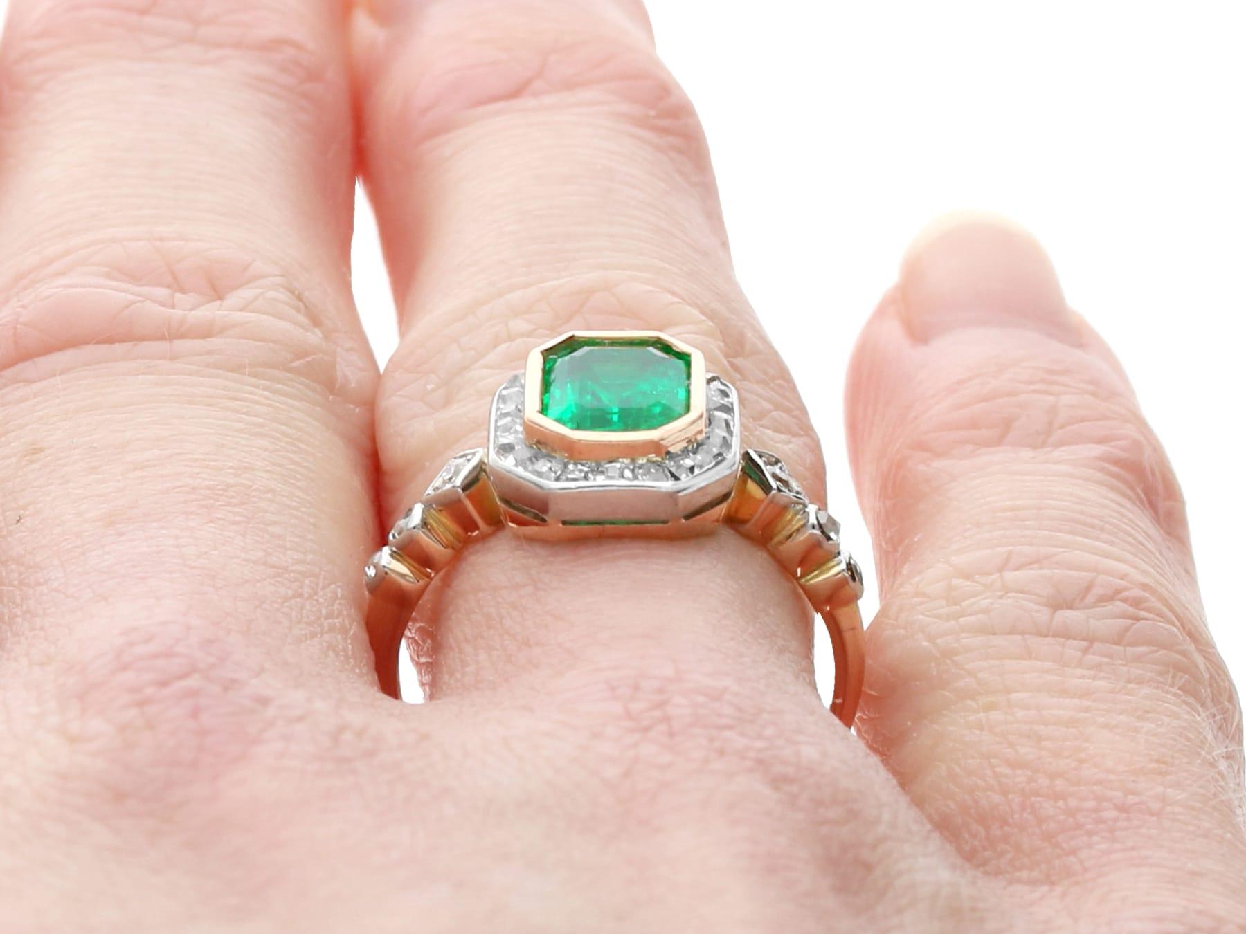 Emerald Cut 1.07 Carat Colombian Emerald and Diamond Ring For Sale 4