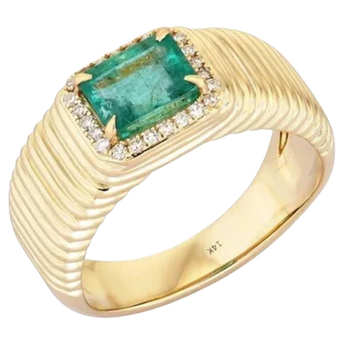 For Sale:  1.55ct Emerald Cut Emerald & Diamond 14K Yellow Gold Ribbed Band Ring