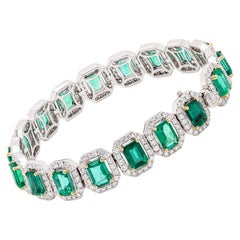 Emerald-Cut 16.37 Natural Zambian Emerald Halo Bracelet