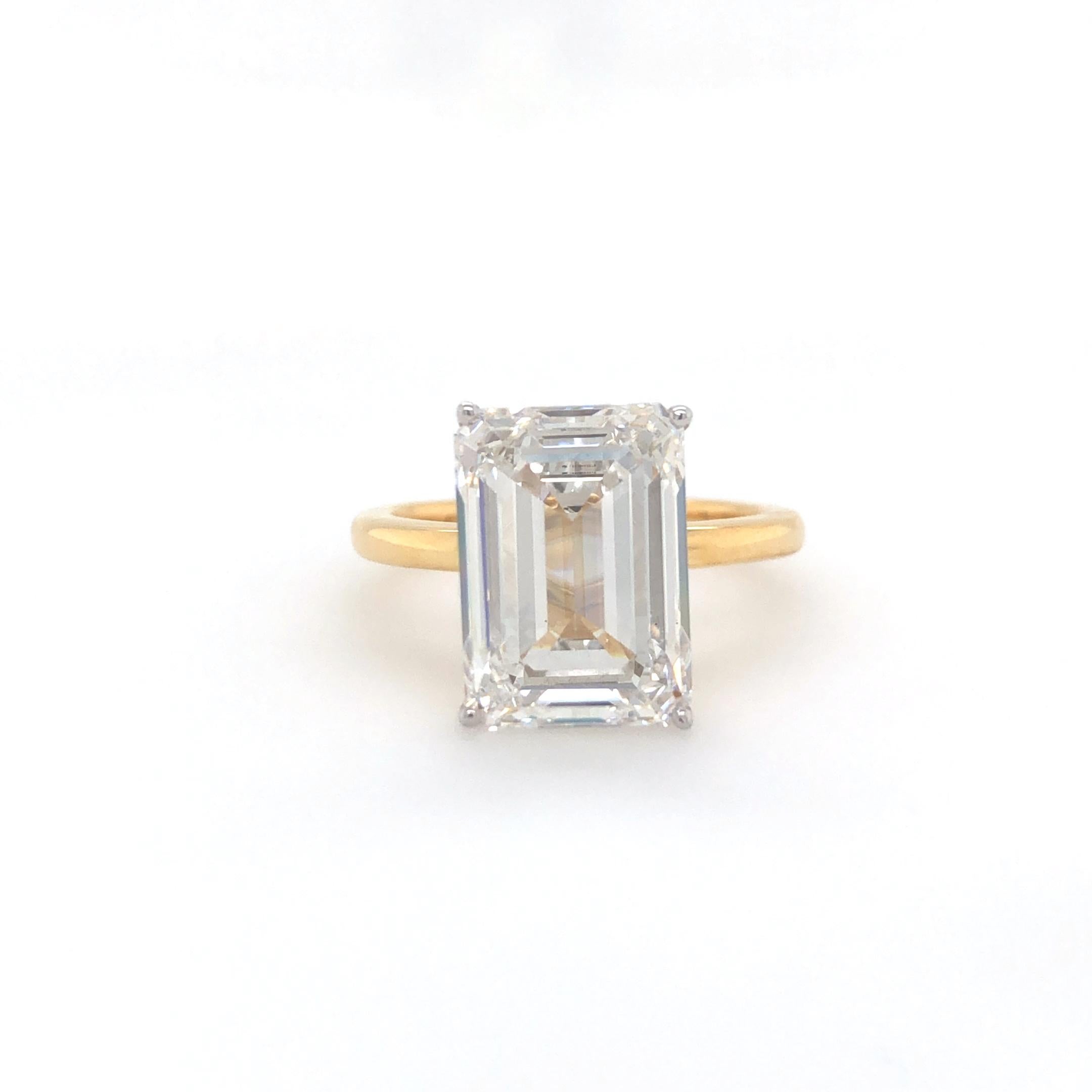 For Sale:  Emerald Cut 18K Yellow Gold Solitaire Diamond Ring 6