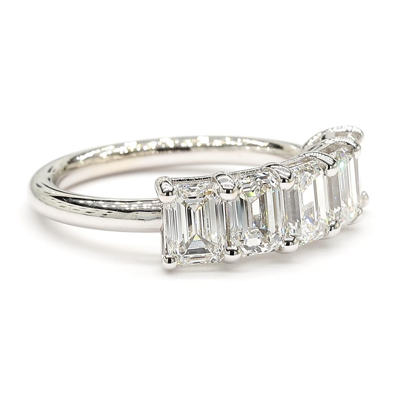 Emerald Cut 2.54 Carats Half Eternity 18K White Gold *Natural Diamonds* F VVS For Sale 4