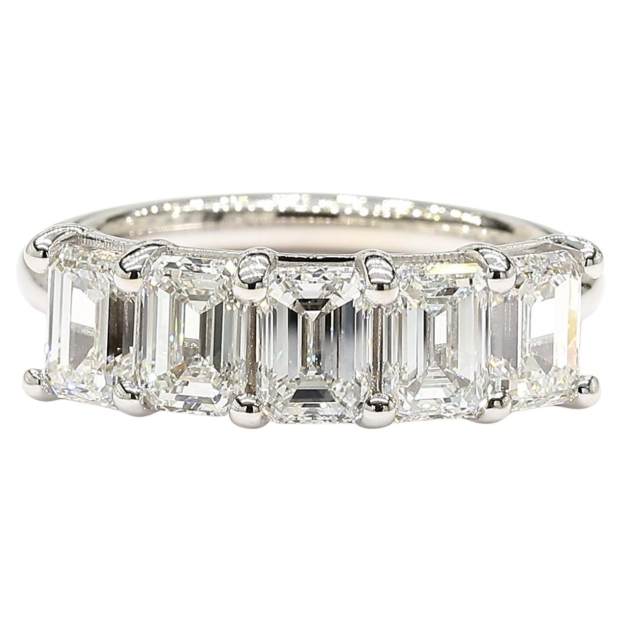 Emerald Cut 2.54 Carats Half Eternity 18K White Gold *Natural Diamonds* F VVS For Sale