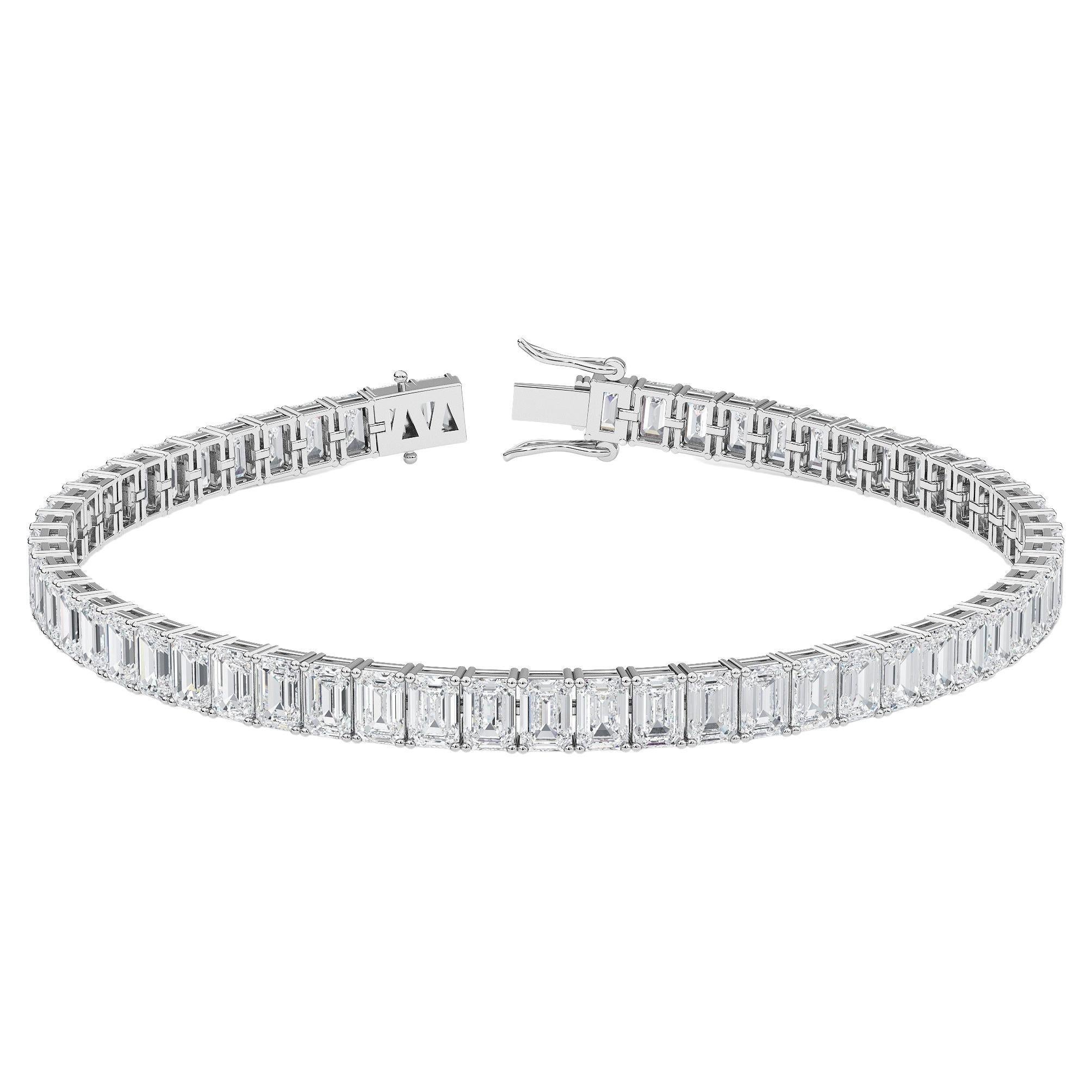 Bracelet tennis en diamants naturels taille émeraude 5 CT TW en vente