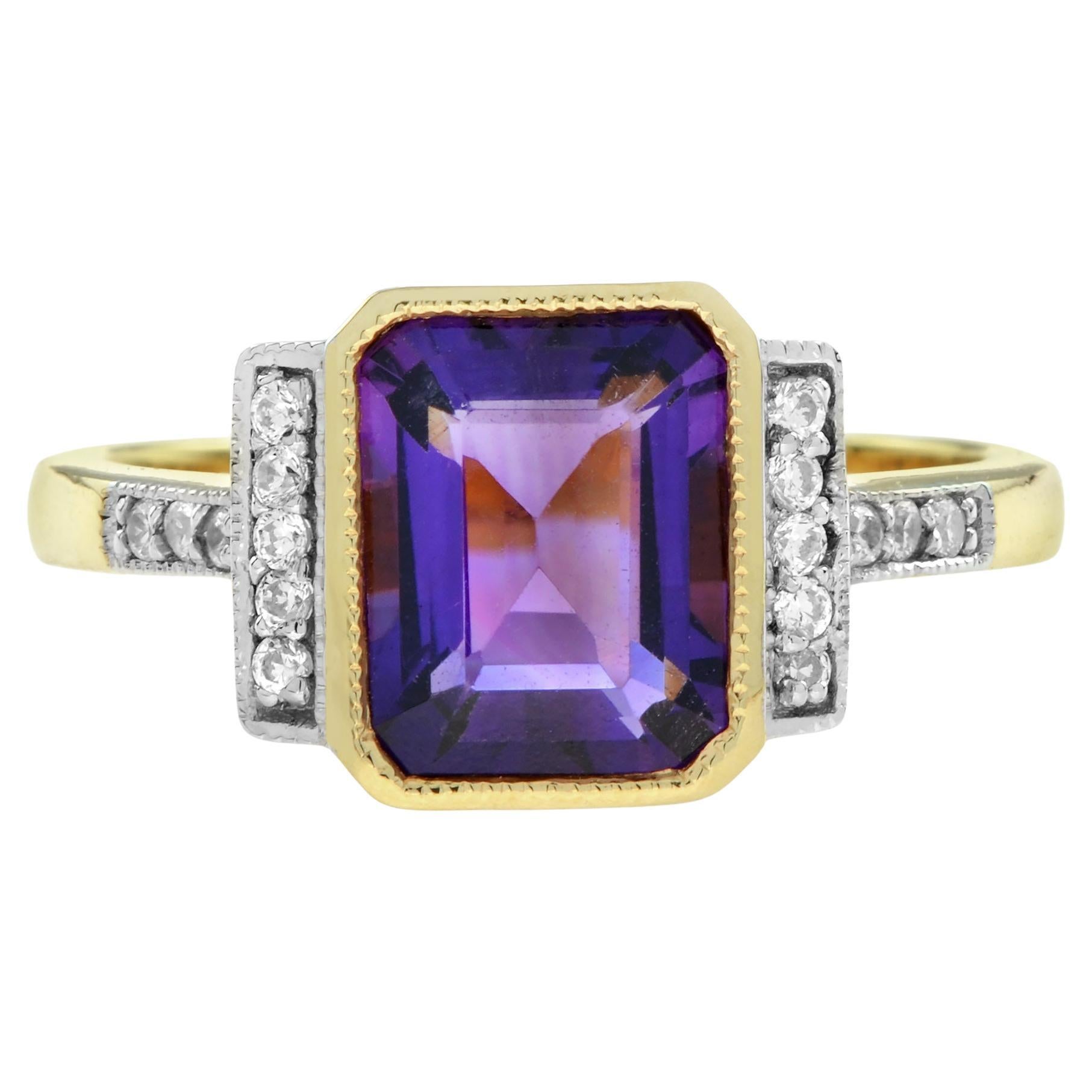 Anillo de hombro de amatista y diamante talla esmeralda en oro amarillo de 14 quilates en venta