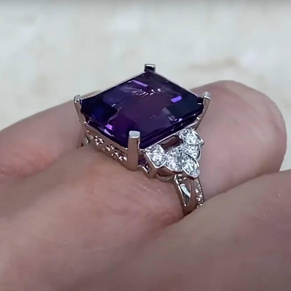 Art Deco Emerald Cut Amethyst Cocktail Ring (Approx. 5.60-Carats), 18k White Gold For Sale