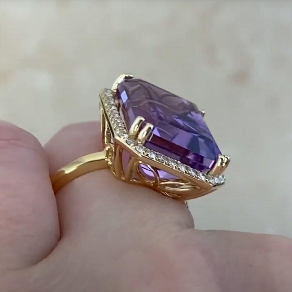 Emerald Cut Amethyst Diamond Halo Ring (Approx 12.5-Carats), 18k Yellow Gold In Excellent Condition In New York, NY