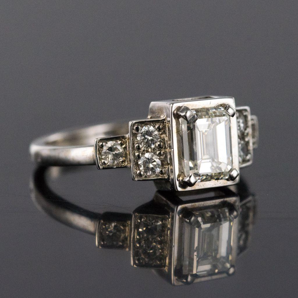 Art Deco Style Emerald Cut And Brilliant Cut Diamond Gold Ring 10