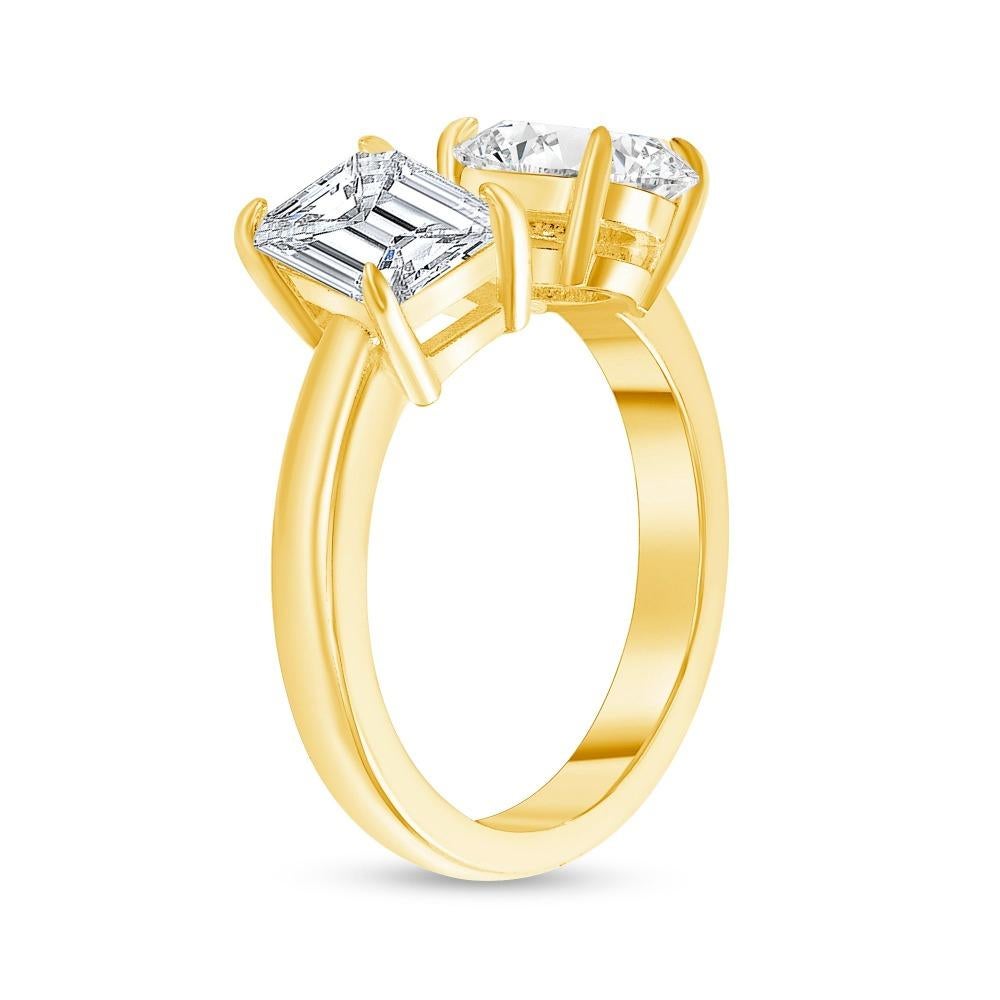 For Sale:  Emerald Cut and Oval Diamond Two Stone Engagement Ring 1.00 Carat 2