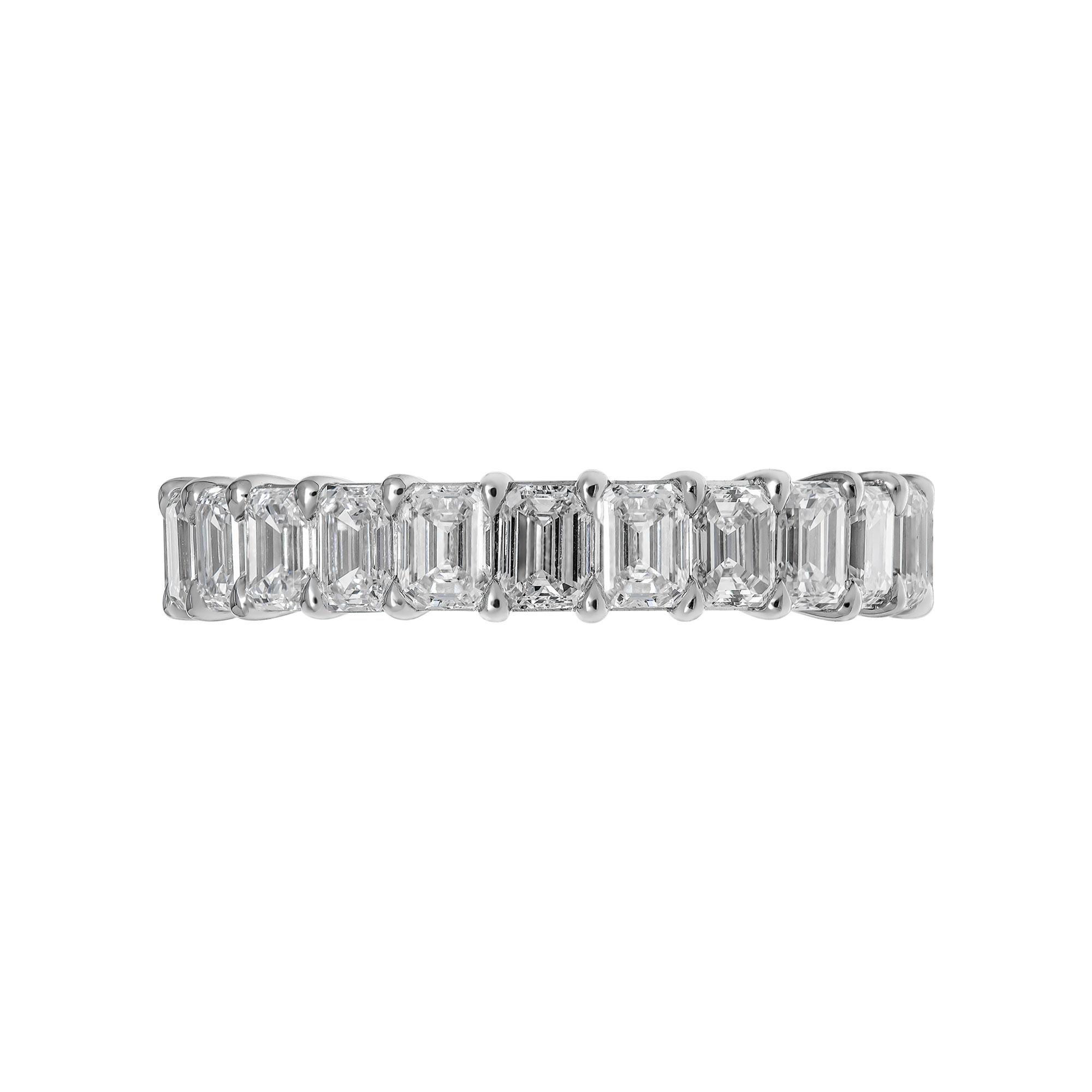Emerald Cut Anniversary Band in Platinum 3.43 Carat In New Condition In New York, NY
