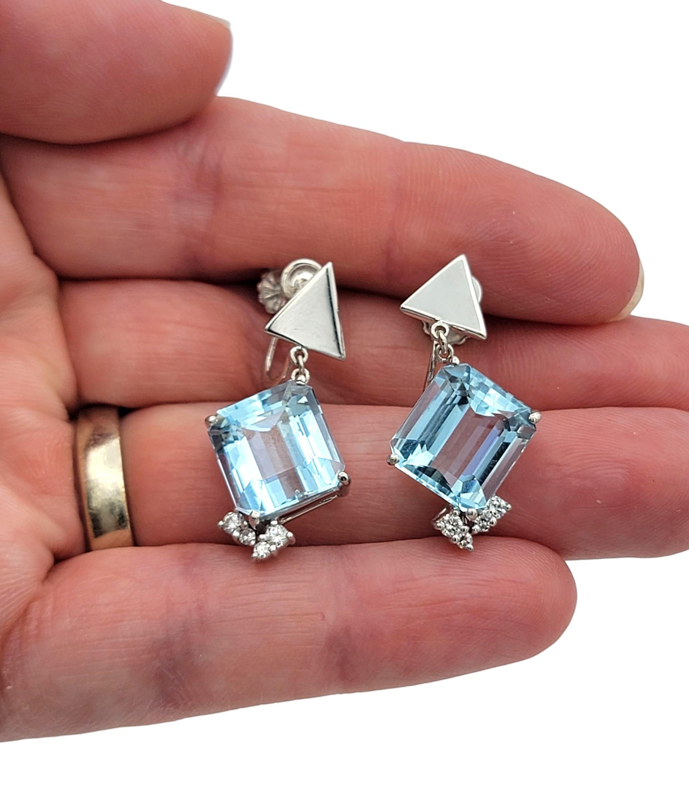 Boucles d'oreilles pendantes en or blanc avec aigue-marine taillée en émeraude et diamant et anneaux vissés en vente 2