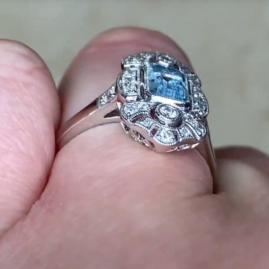 Anillo de aguamarina y diamantes talla esmeralda (aprox. 0,50 quilates), platino Corte esmeralda en venta