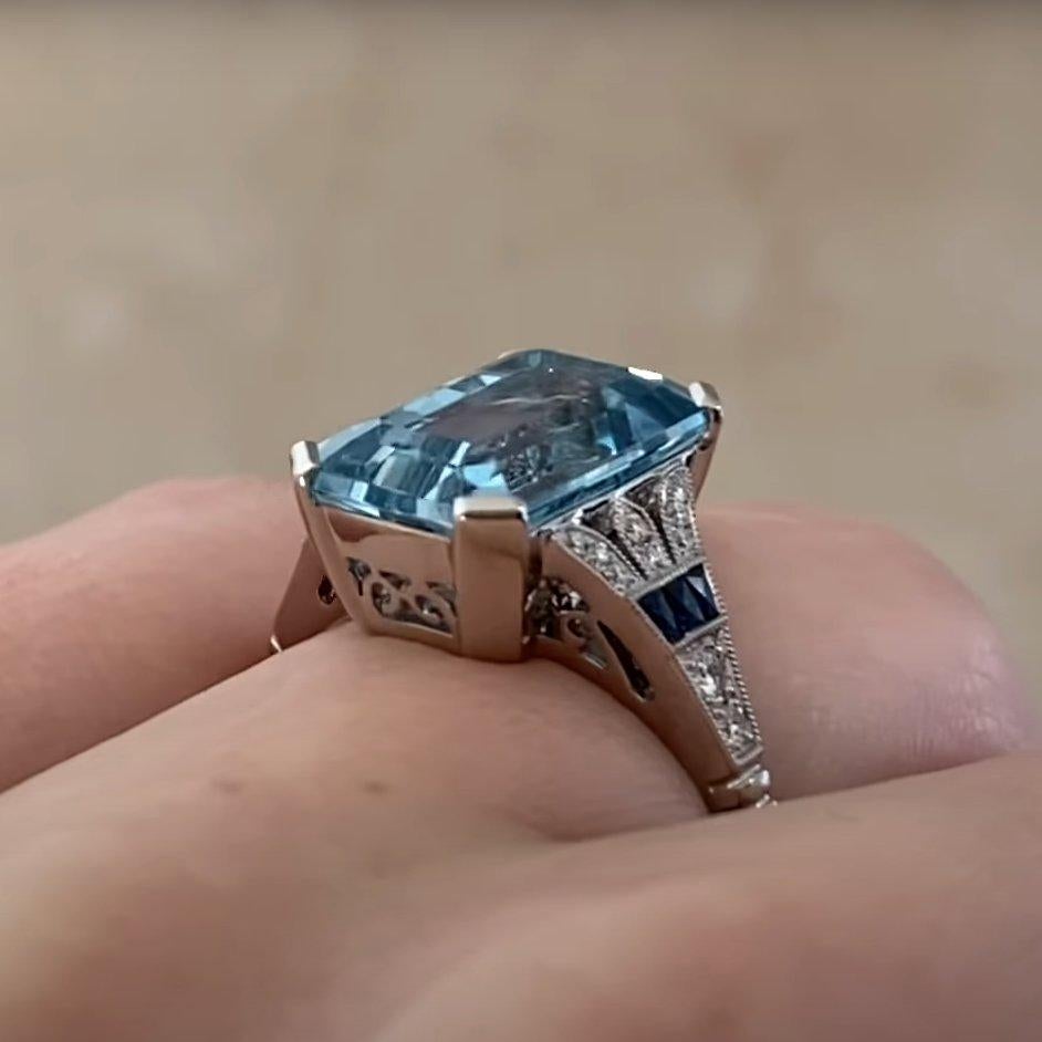 Anillo de aguamarina talla esmeralda (aprox. 5,20 quilates), platino Art Decó en venta