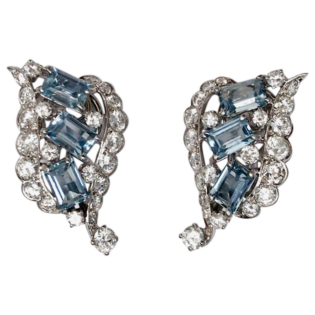 Emerald Cut Aquamarine and Diamond Platinum Swirl Earclips In Excellent Condition For Sale In QLD , AU