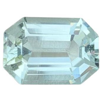 Emerald Cut Aquamarine Gemstone: 5.42 Carat March Birthstone im Angebot