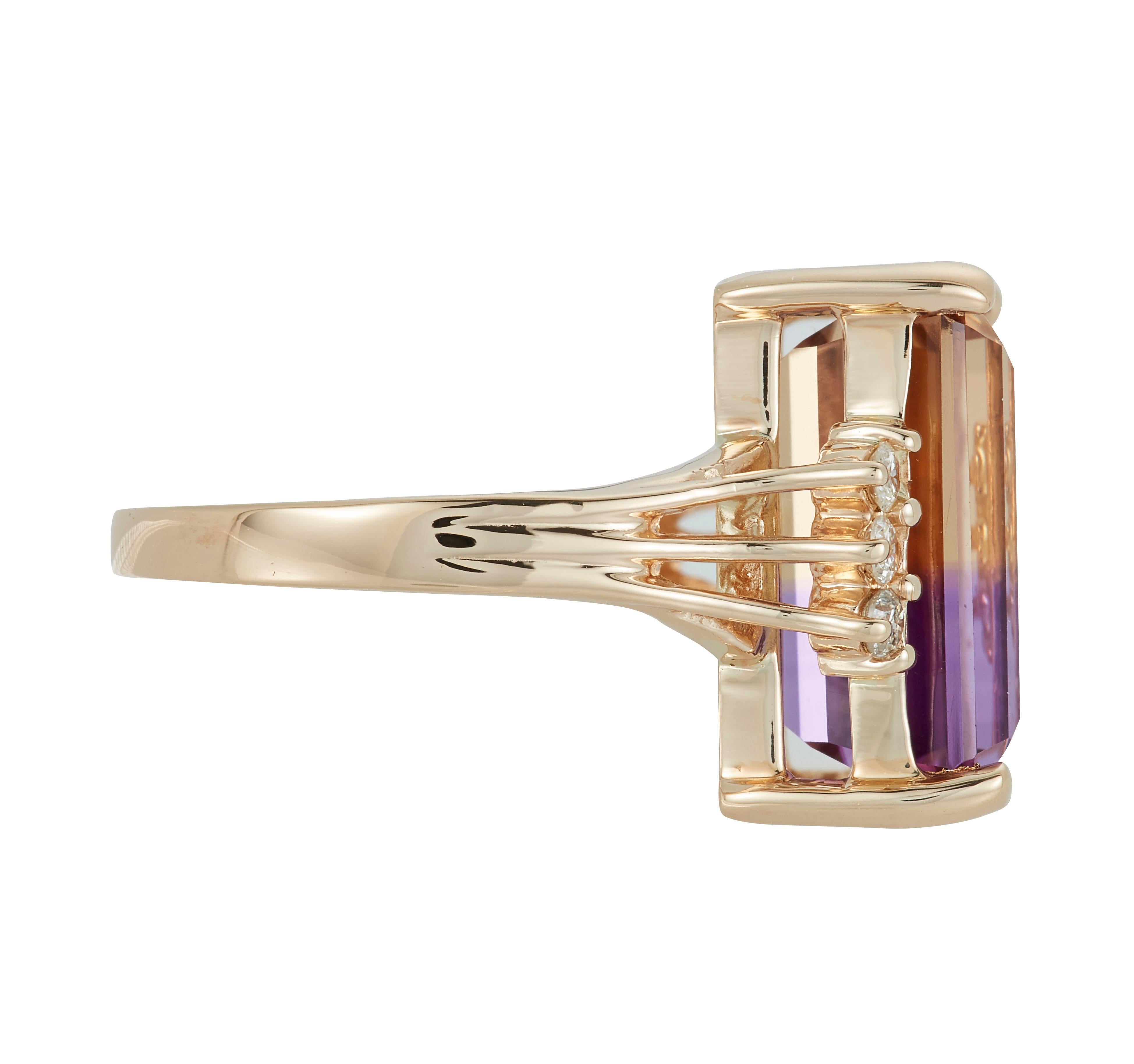 14K Yellow Gold
1 Emerald Cut Naturally Bicolor Ametrine at 10.00 Carats - Measuring 15 x 11
6 Brilliant Round White Diamonds at 0.21 Carats - Color: H-I /Clarity: SI

Alberto offers complimentary sizing on all rings.

Fine one-of-a-kind