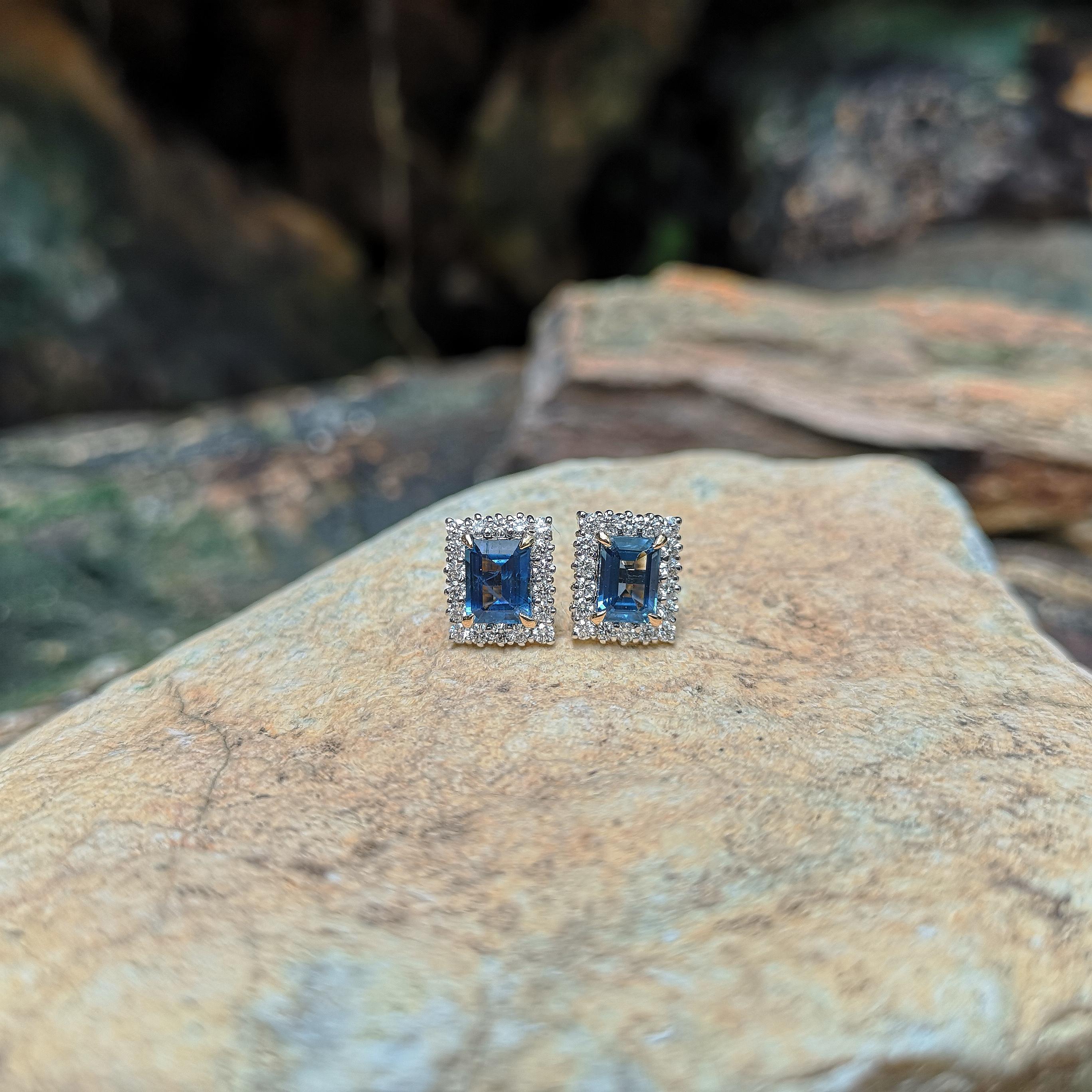 Contemporary Emerald Cut Blue Sapphire with Diamond Earrings Set in 18 Karat Gold Settings For Sale