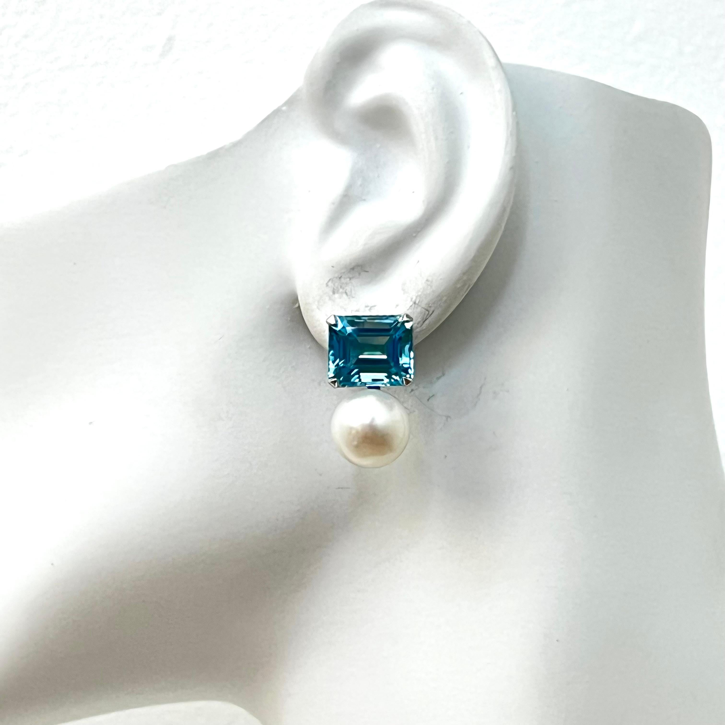 Boucles d'oreilles en topaze bleue taillée en émeraude et perles d'eau douce en vente 1