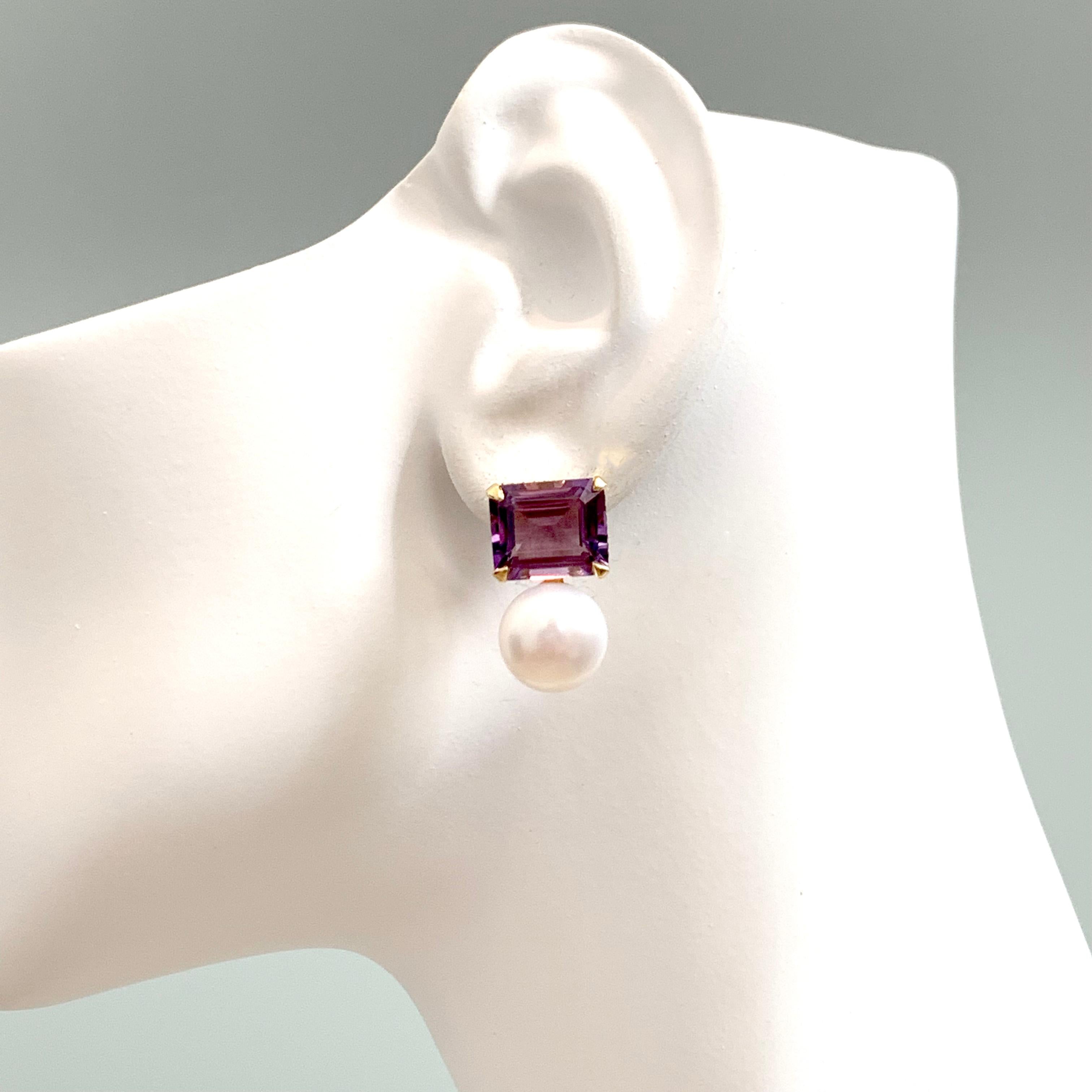 Ohrringe aus brasilianischem Amethyst und Süßwasserperlen im Smaragdschliff im Angebot 2