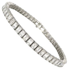 Tennisarmband Smaragdschliff zertifiziert Farbe D/E Diamanten 10,55 Karat Platin 