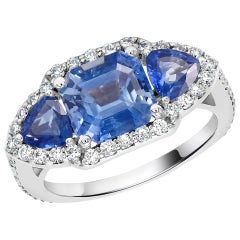 18 Karat White Gold Emerald Cut Ceylon Sapphire Diamond Trillion Sapphires Ring