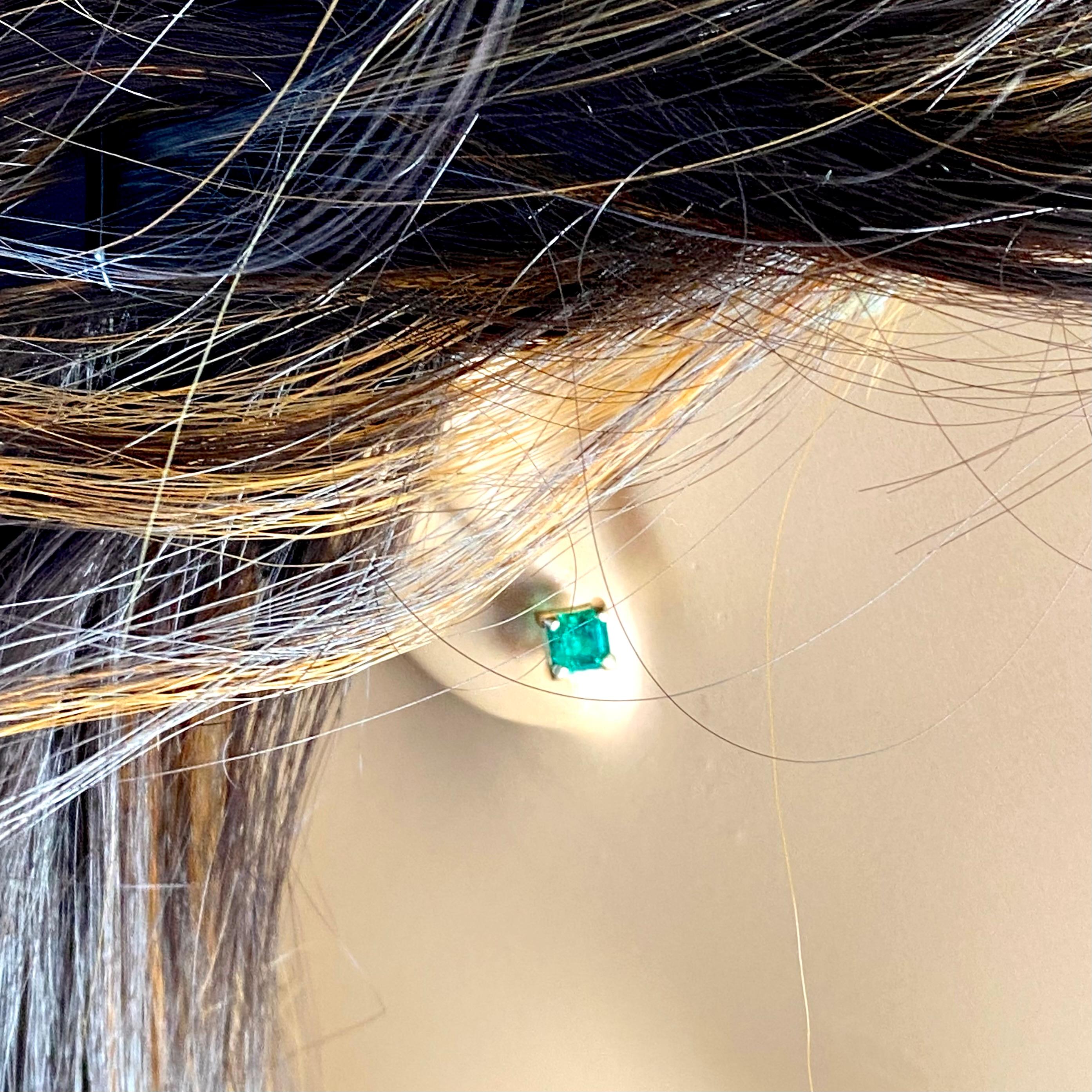 Smaragdschliff kolumbianische Smaragd-Ohrstecker aus Gelbgold mit 0,75 Karat für Damen oder Herren