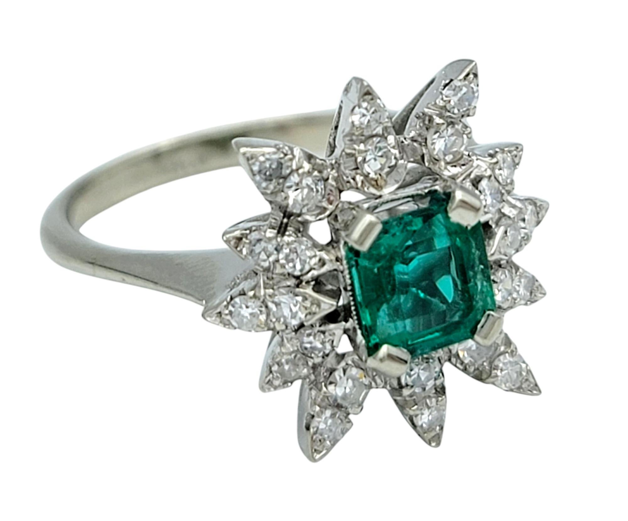 Contemporain Emerald Cut Colombian Emerald and Diamond Starburst Ring in 18 Karat White Gold en vente