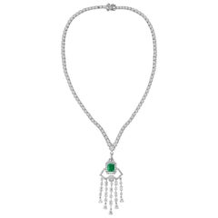 Collier plat personnalisable Drop & Riviera en émeraudes de Colombie taille émeraude et diamants