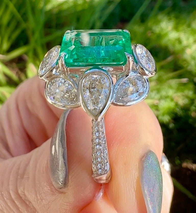 Contemporary Emerald Cut Columbian Emerald and Diamond Ring For Sale