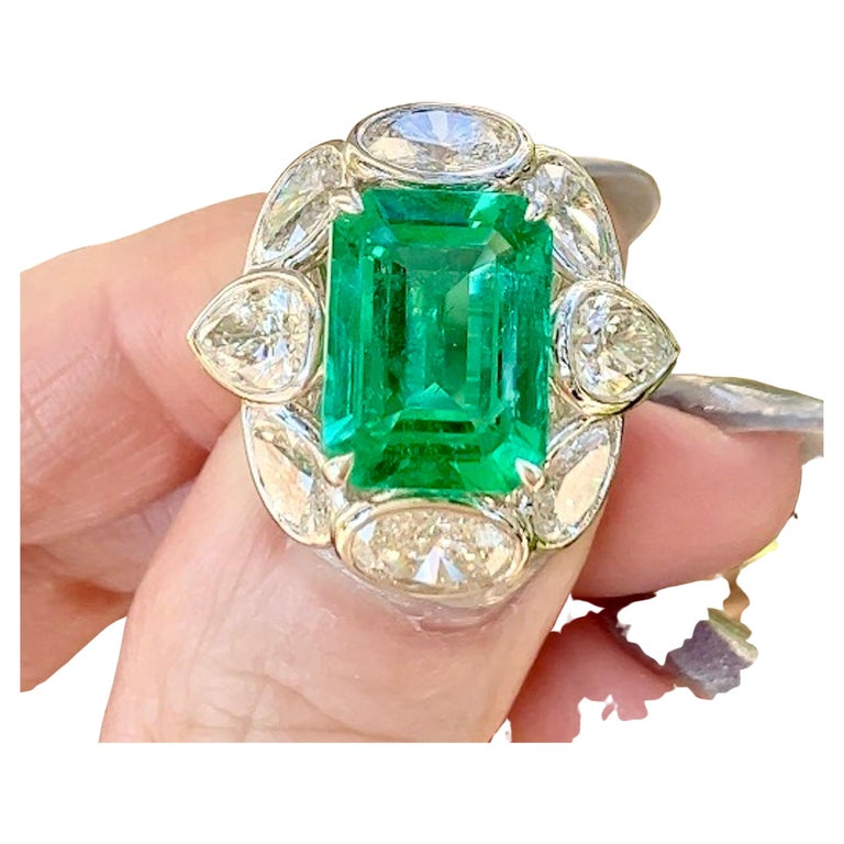 Emerald Cut Columbian Emerald and Diamond Ring For Sale