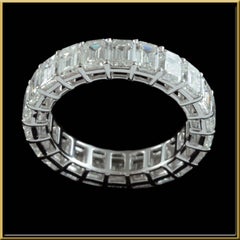 Emerald Cut Diamond 0.25 Carat Each Stone Eternity Ring in 18 Karat Gold
