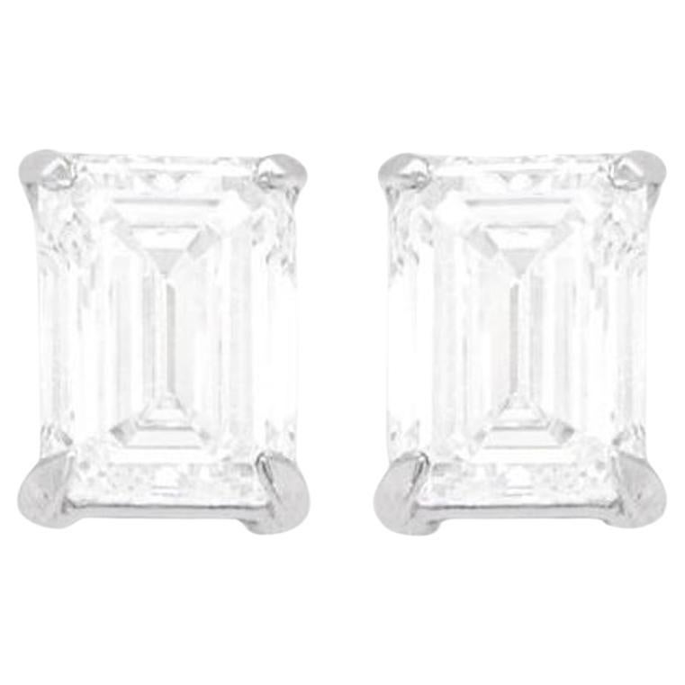 Emerald Cut Diamond 1.26 Carats Total Stud Earrings 18k Gold For Sale