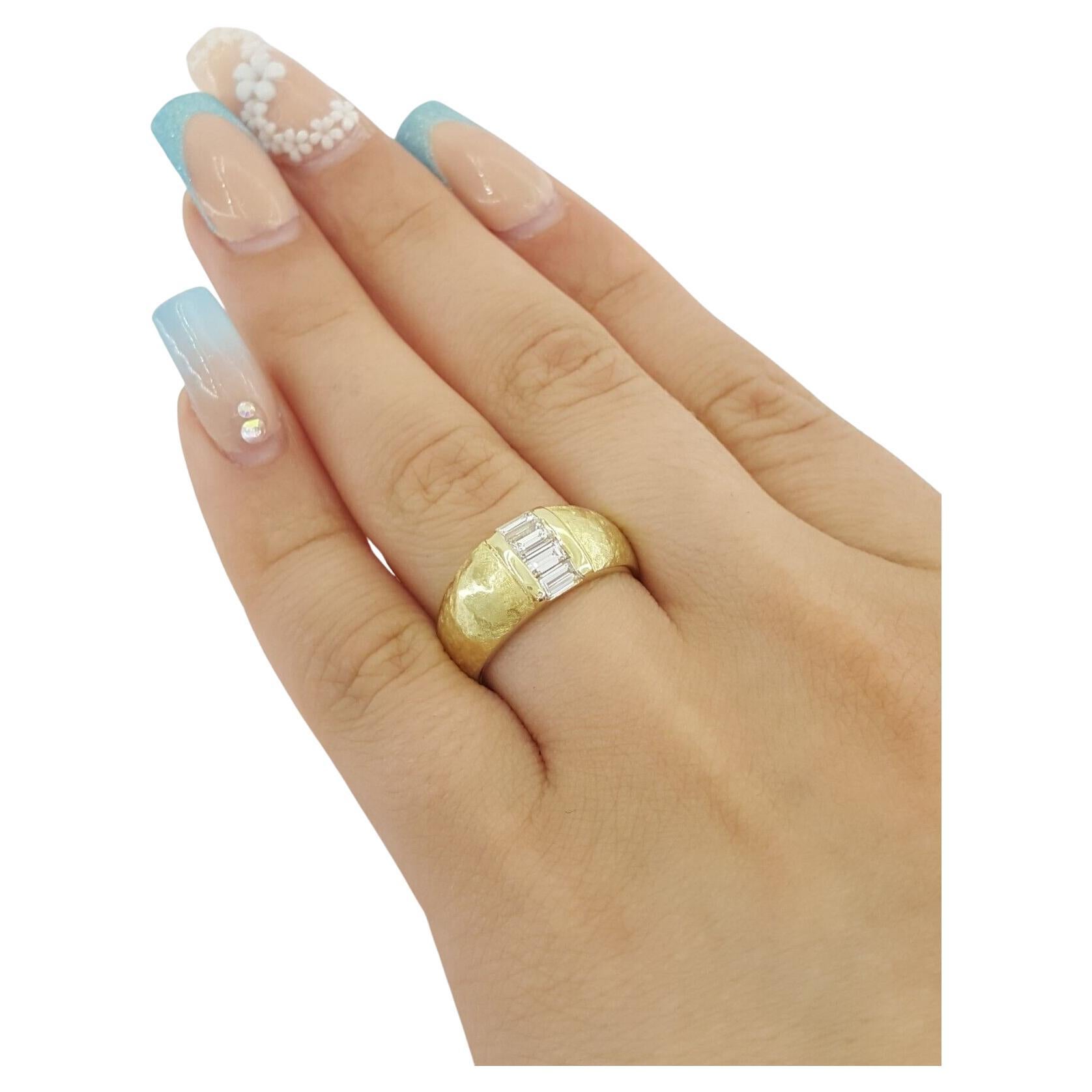 Smaragdschliff Diamant 18K Gelbgold Band Ring im Zustand „Neu“ im Angebot in Rome, IT