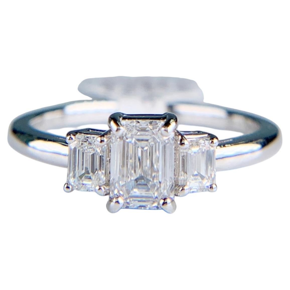 Emerald Cut Diamond 3 Stone Ring Platinum For Sale