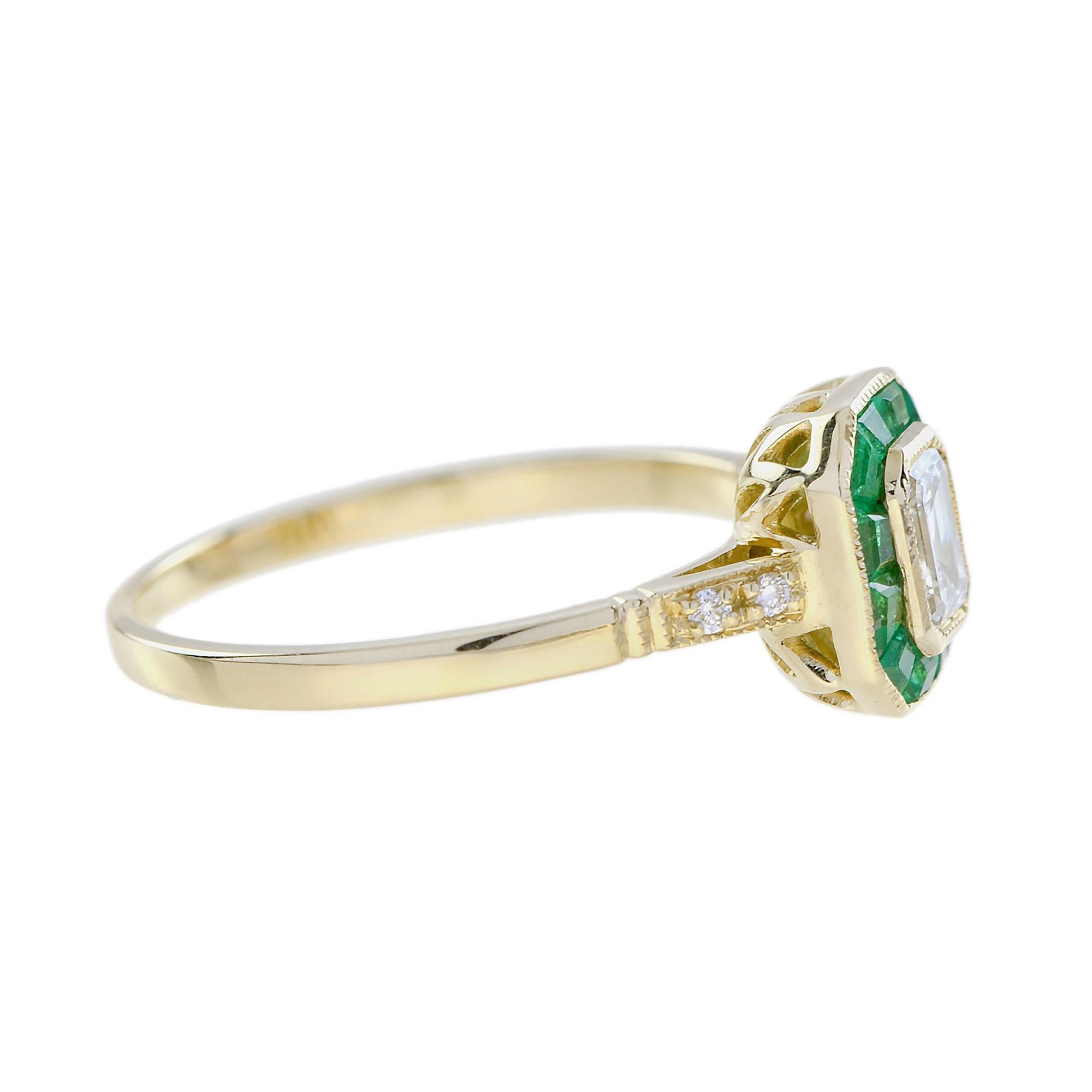 Smaragdgeschliffener Diamant und Smaragd Verlobungsring im Art Deco Stil aus 18K Gelbgold im Angebot 2