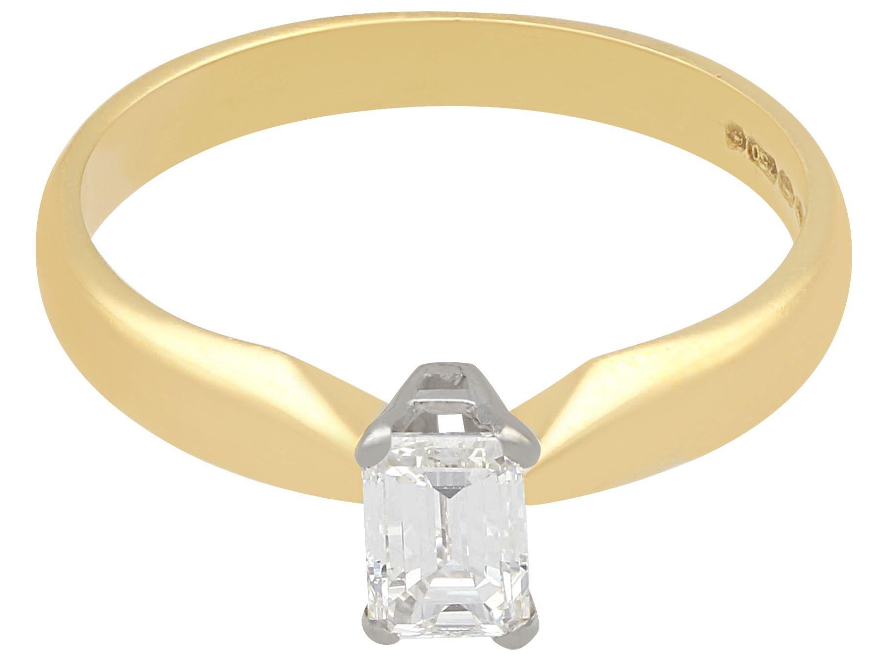 Emerald Cut Diamond and Yellow Gold Solitaire Ring In Excellent Condition In Jesmond, Newcastle Upon Tyne