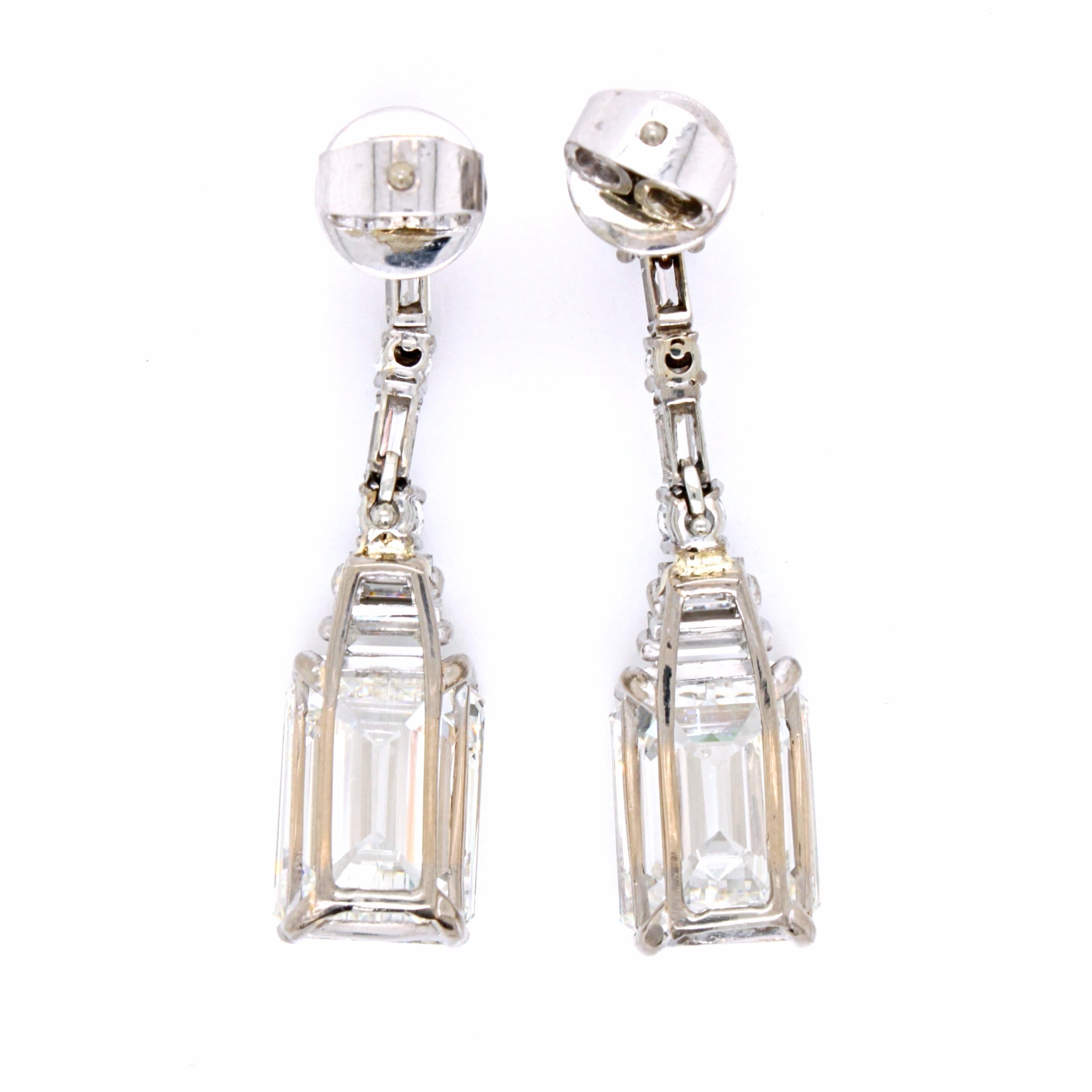 5.37ct & 5.26ct Emerald Cut Diamond Art Deco Earrings, circa 1930s 1