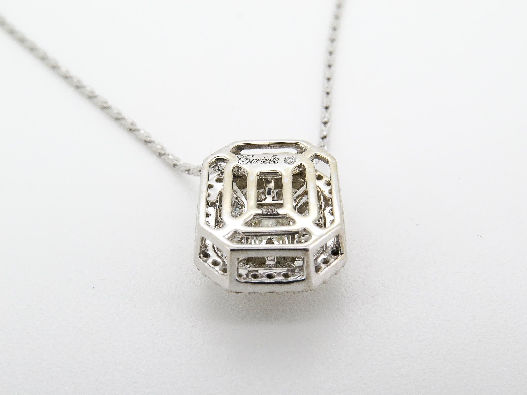 Contemporaneo Collana con ciondolo in oro K.K. con diamante taglio smeraldo Baguette Burst da 2,14 carati in vendita