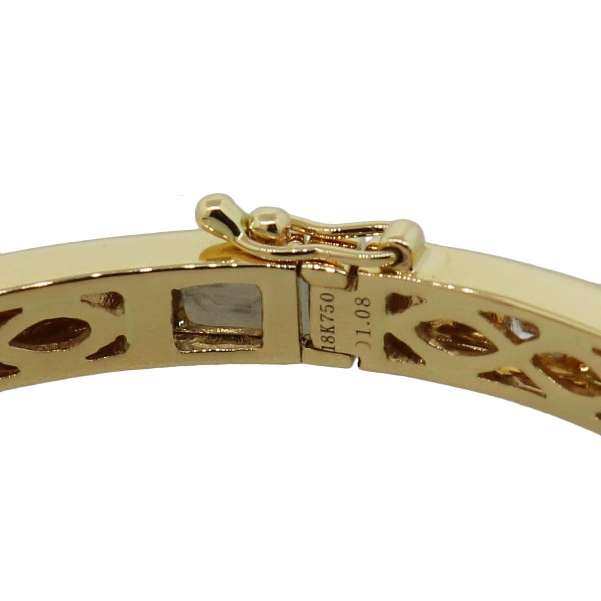 Emerald Cut Diamond Bangle In Excellent Condition In Boca Raton, FL
