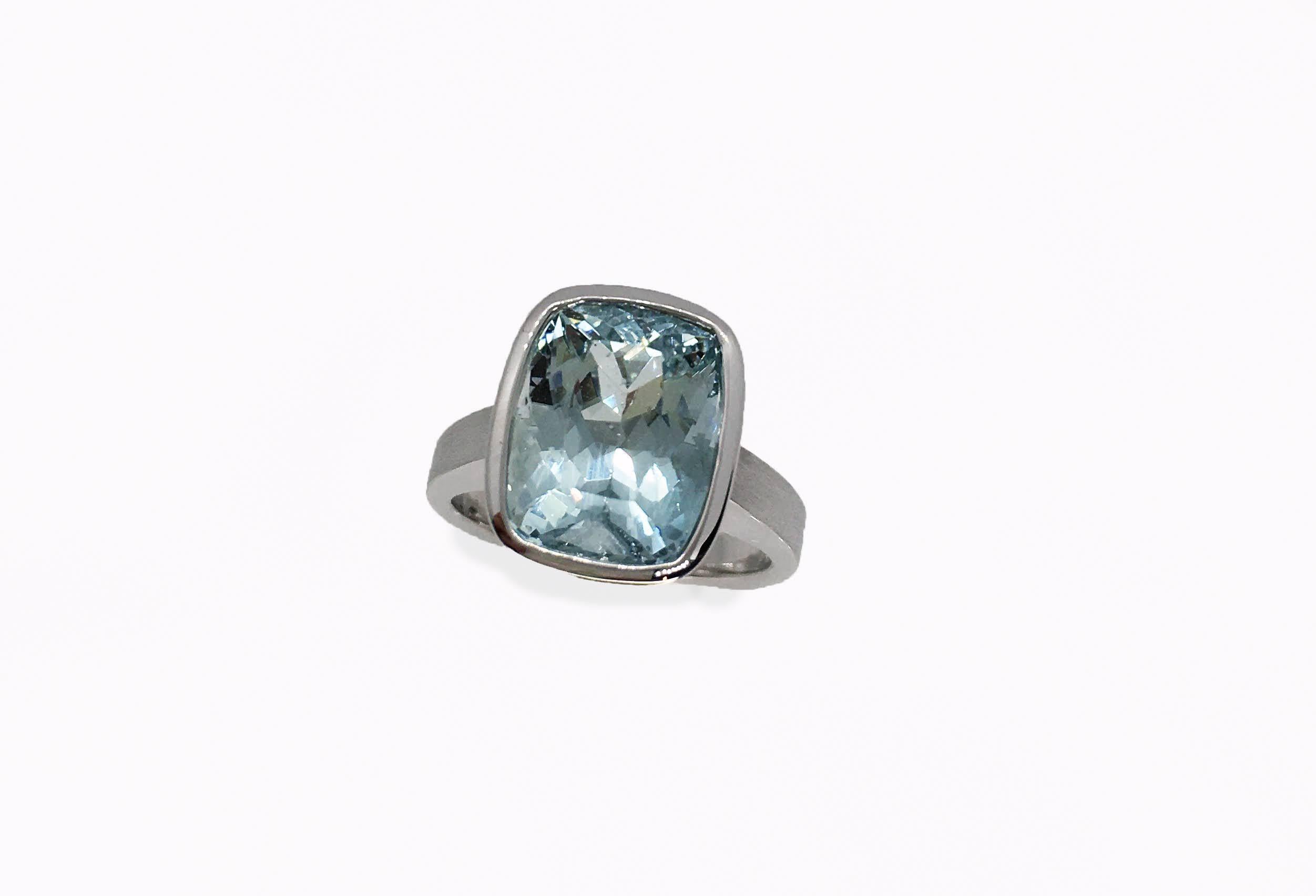 For Sale:  Emerald Cut Diamond Bezel Solitaire Ring 10
