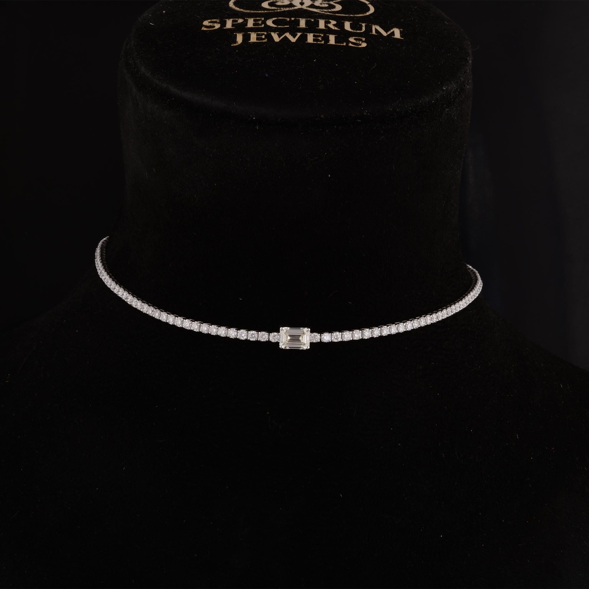 Modern Emerald Cut Diamond Choker Necklace 18 Karat Solid White Gold Handmade Jewelry For Sale